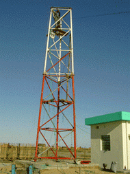 Construction du pylône autostable 25m pour Telma Tsarakofafa